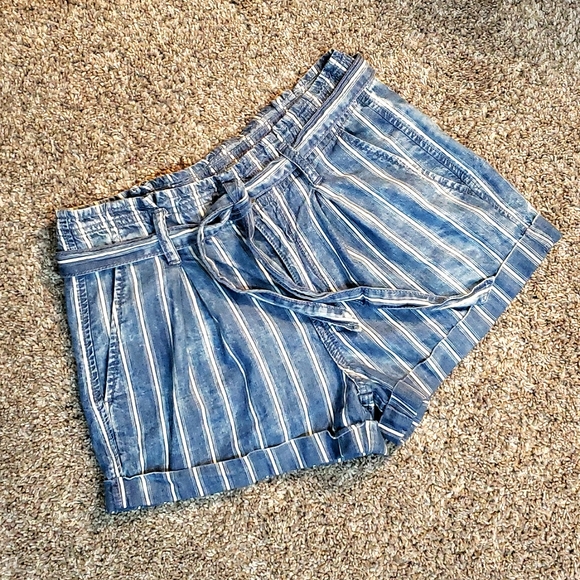 American Eagle Outfitters Pants - American Eagle Short